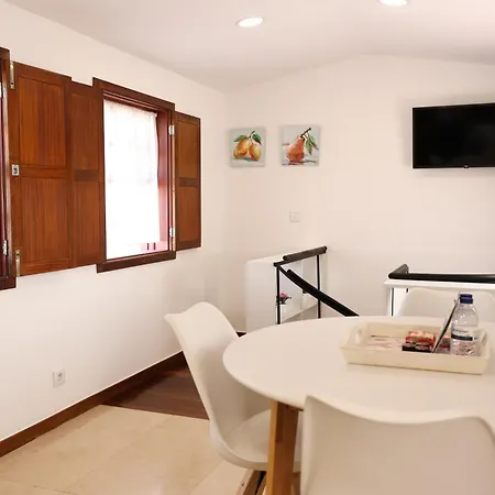 Apartmán Hagah Alojamentos Oliveira *